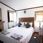 Alojamento de Turismo Rural Casa Da Cerca *