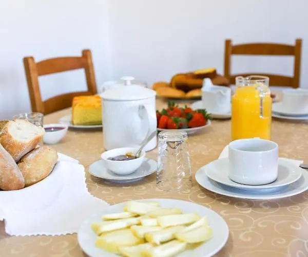 Casa Da Cerca Farm stay Sortelha