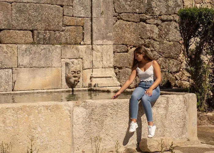 Casa Da Cerca Farm stay Sortelha