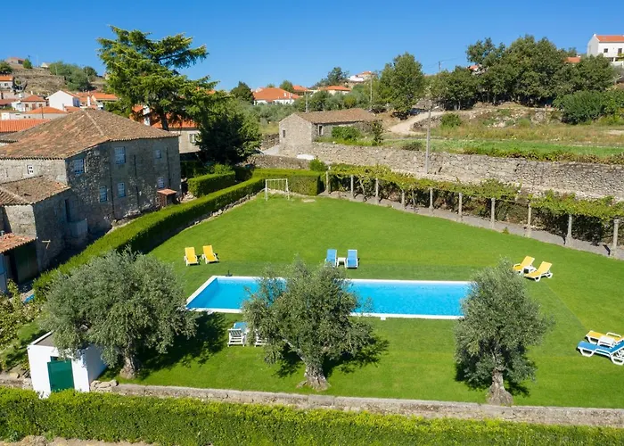 Casa Da Cerca Farm stay Sortelha