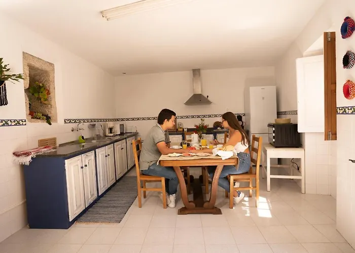 Farm stay Casa Da Cerca Sortelha