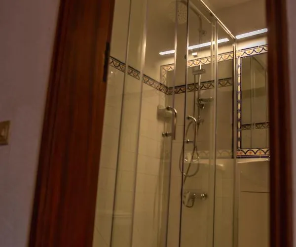 Casa Da Cerca Farm stay Sortelha