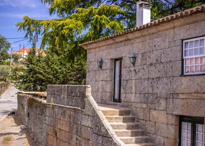 Farm stay Casa Da Cerca Sortelha