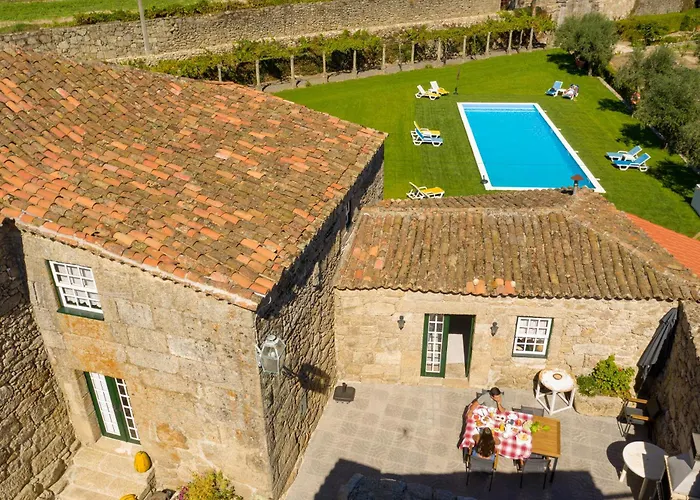 Casa Da Cerca Farm stay *